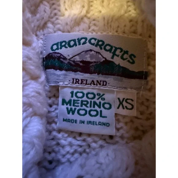 Aran Crafts Sweater Womens XS Cream 100% Merino Wool Cable Knit Turtleneck - Picture 3 of 6